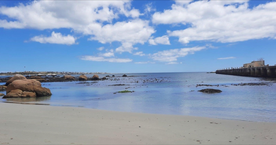 3 Bedroom Property for Sale in Sandy Point Western Cape